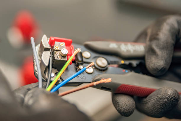 Best Electrical Repair Services  in Mundelein, IL